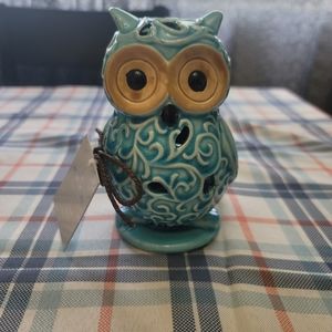 GC Naturals Ceramic Owl Hand Painted Australlan Sandalwood Scented
